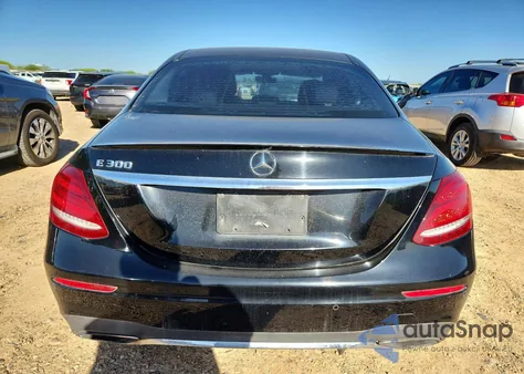 2017 Mercedes-Benz E 300 из США, поврежденный, VIN WDDZF4JB3HA115460